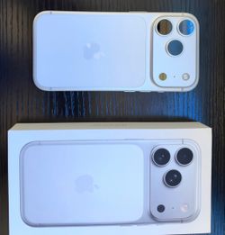 Apple iPhone 17 Pro with Box and Case Unlocked