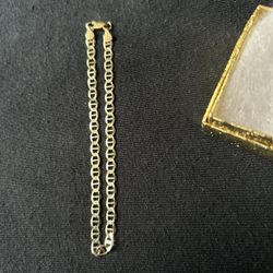 10KT Gold Bracelet 