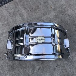 Chrome Snare Drum 6.5” x 14” 
