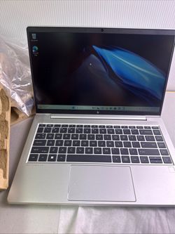HP EliteBook 645 G10 14" FHD AMD Ryzen 5 PRO 7530U 16GB 512GB SSD W11P Laptop