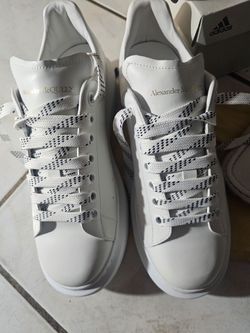 Alexander McQueen men sneaker