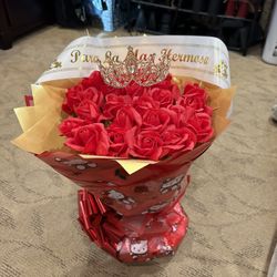 Hello Kitty fake flower arrangement 