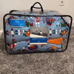 Twin Comforter Robots 