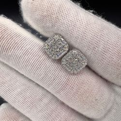 Moissanite 