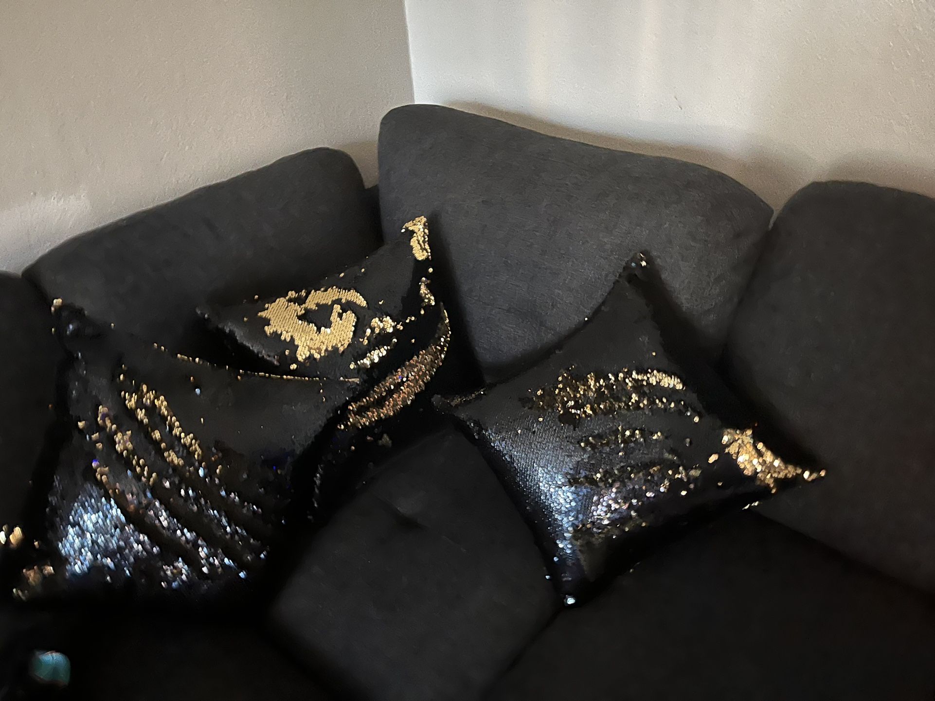 6 Couch Pillows
