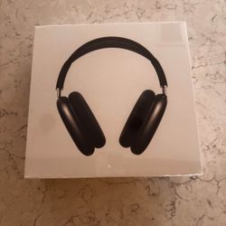 🎧Air Pod Max Black 🖤 Brand New ✅ Open To Offers 📲 $200💰