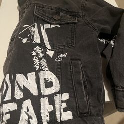 Boys Denim Jacket Size 6 (toddler) 