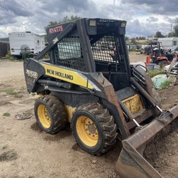 08 New Holland Bobcat 