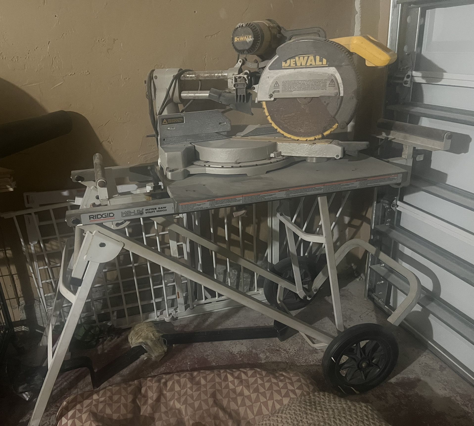 Mitter Saw