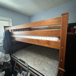 FULL SIZE BUNK BED