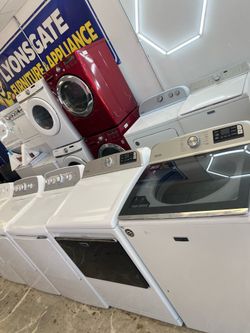 Glass top washer and dryer