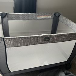 Graco Day2Dream Pack N Play