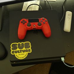 PlayStation 4 Slim