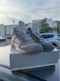Jordan Retro 5 ‘Wolf Grey’ size 9.5