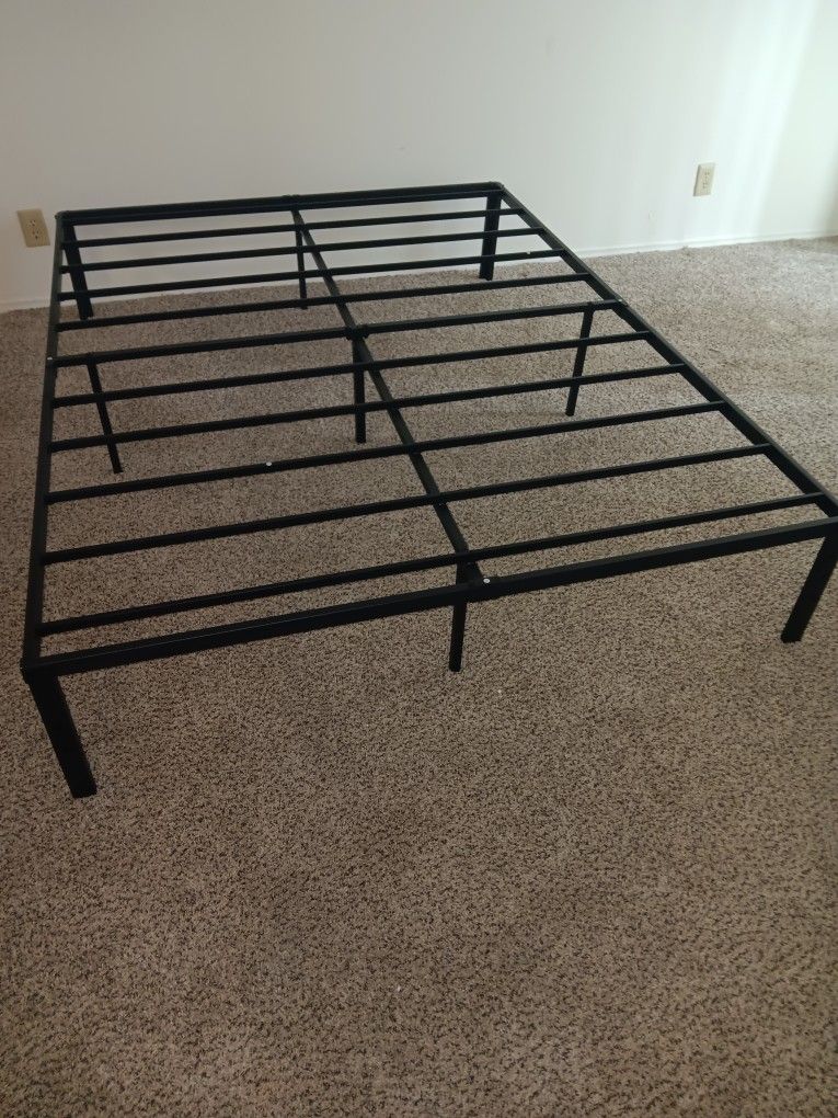 Queen Size Platform Bed Frame
