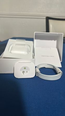 Apple AirPods Pro 2 with Charging Case