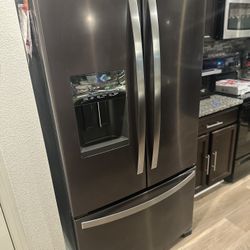 Whilpool refrigerator