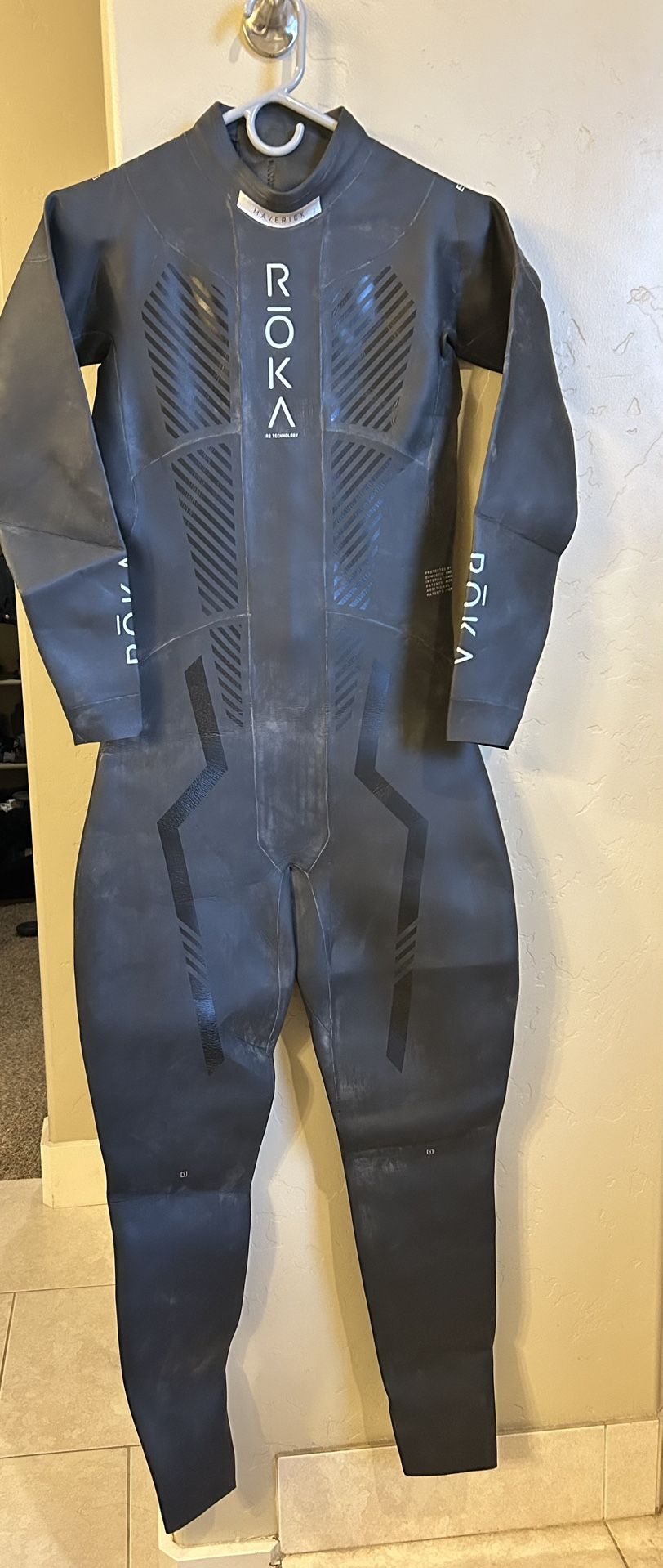 Roka Wet Suit