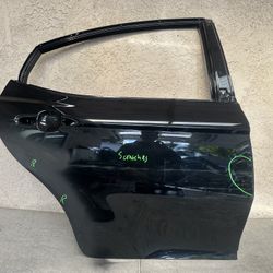 2018 2019 2020 2021 2022 23 2024 TOYOTA CAMRY REAR RIGHT PASSENGER SIDE DOOR OEM