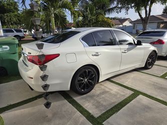 Infinity Q50 year 2014