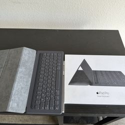 1st Gen iPad 12.9 Inch Keyboard 