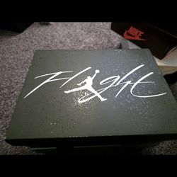 Jordan 4 Olive (11.5 M)