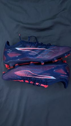 PUMA ULTRA Soccer Ckeats