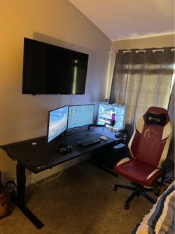 SecretLabs Magnus Pro desk
