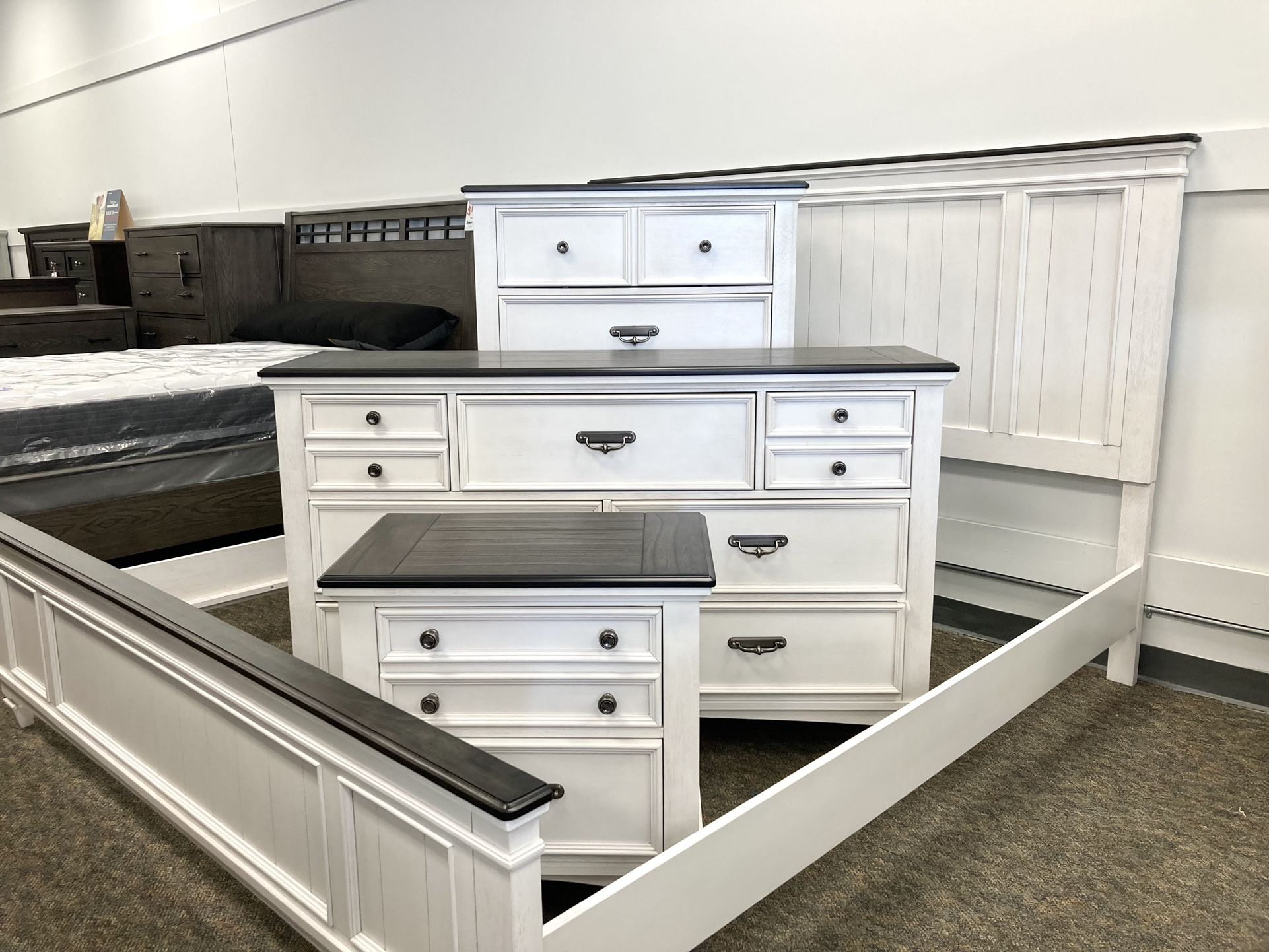 New King Bedroom Set — SPECIAL