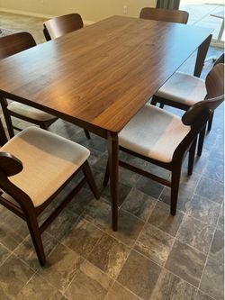Kitchen table