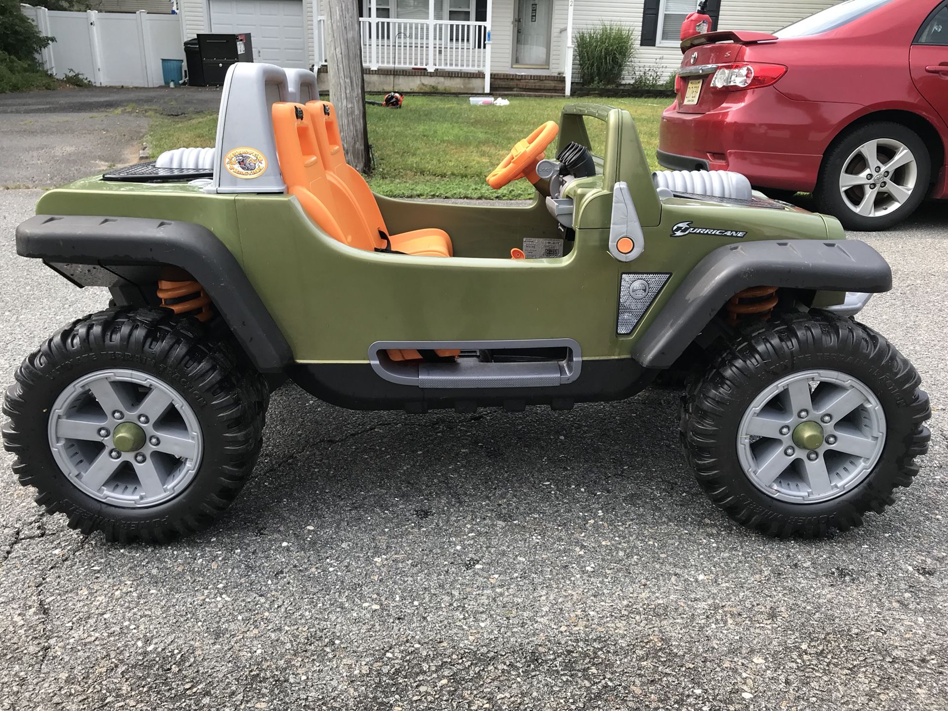 Fisher-Price Power Wheels Pre-Assembled Jeep Hurricane Extreme 2