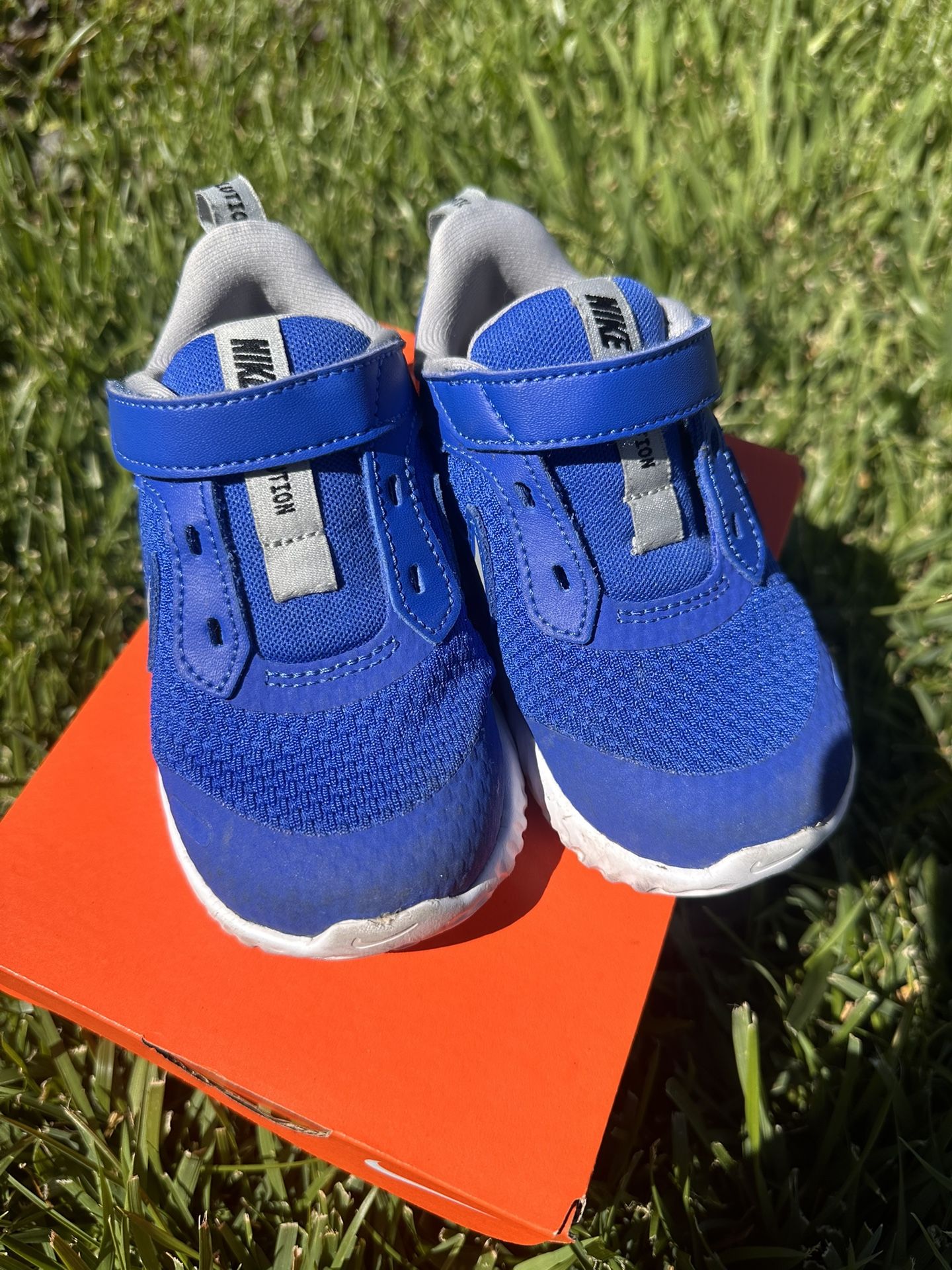 Toddler Nike Revolution 5
