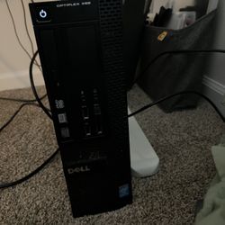 Desktop Computer And 2 Monitors 