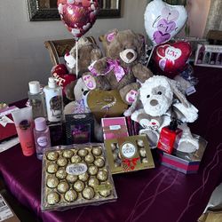 Valentines Gift 🎁 Victoria Secret Lotion Perfumes Ask 