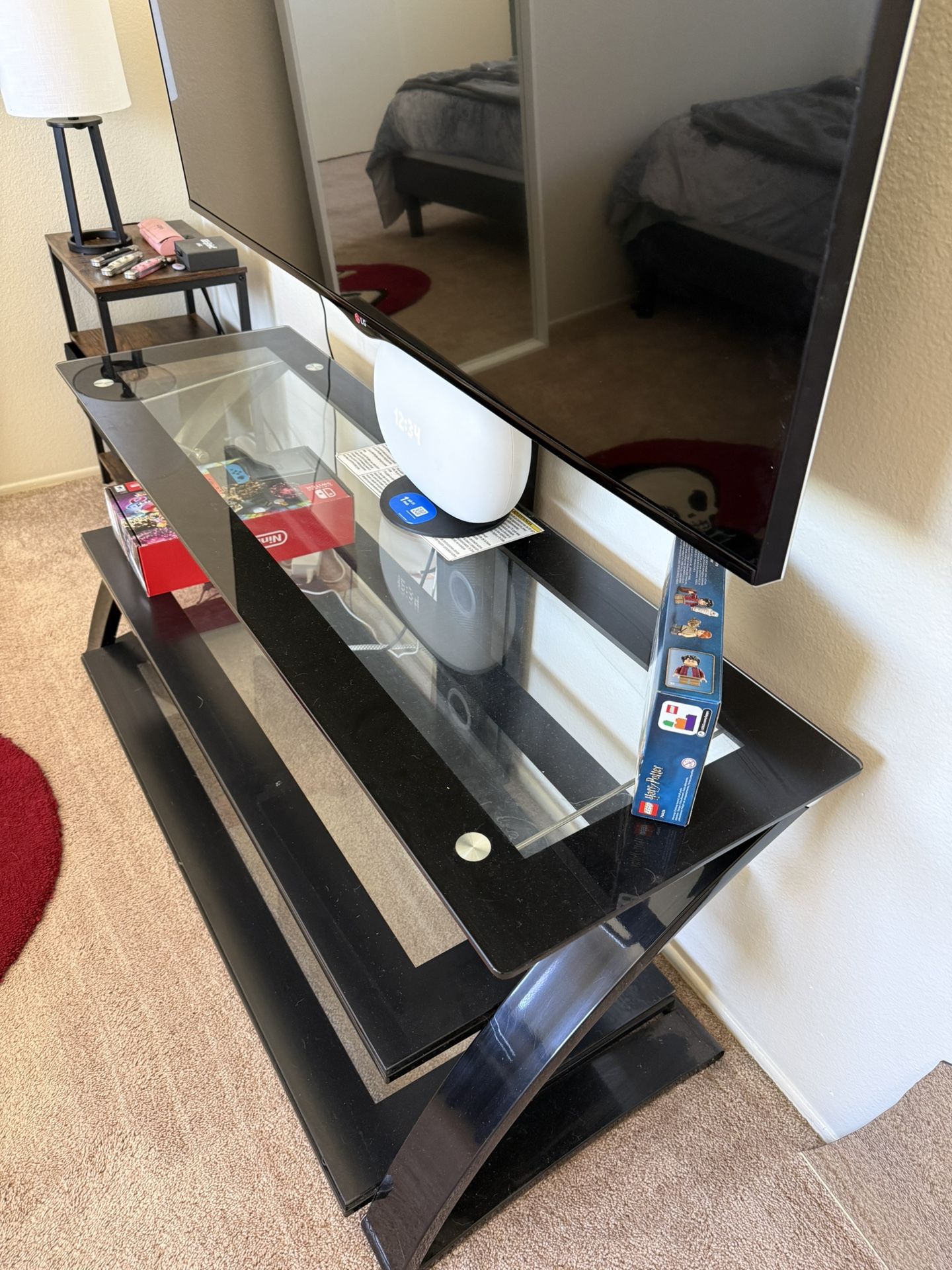Tv stand