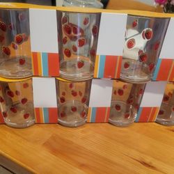 Sunglow Style Straberry Cups 8 Cups 