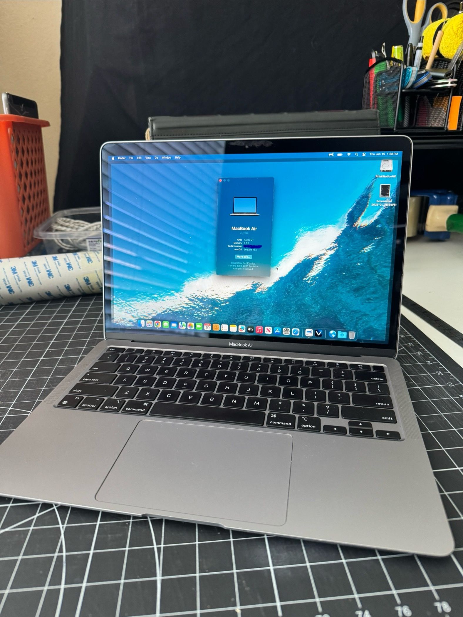 Like New MacBook Air M1 -8gb-13inch Retna- 250ssd