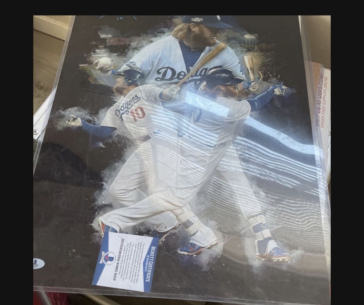 Justin Turner Autograph With Beckett