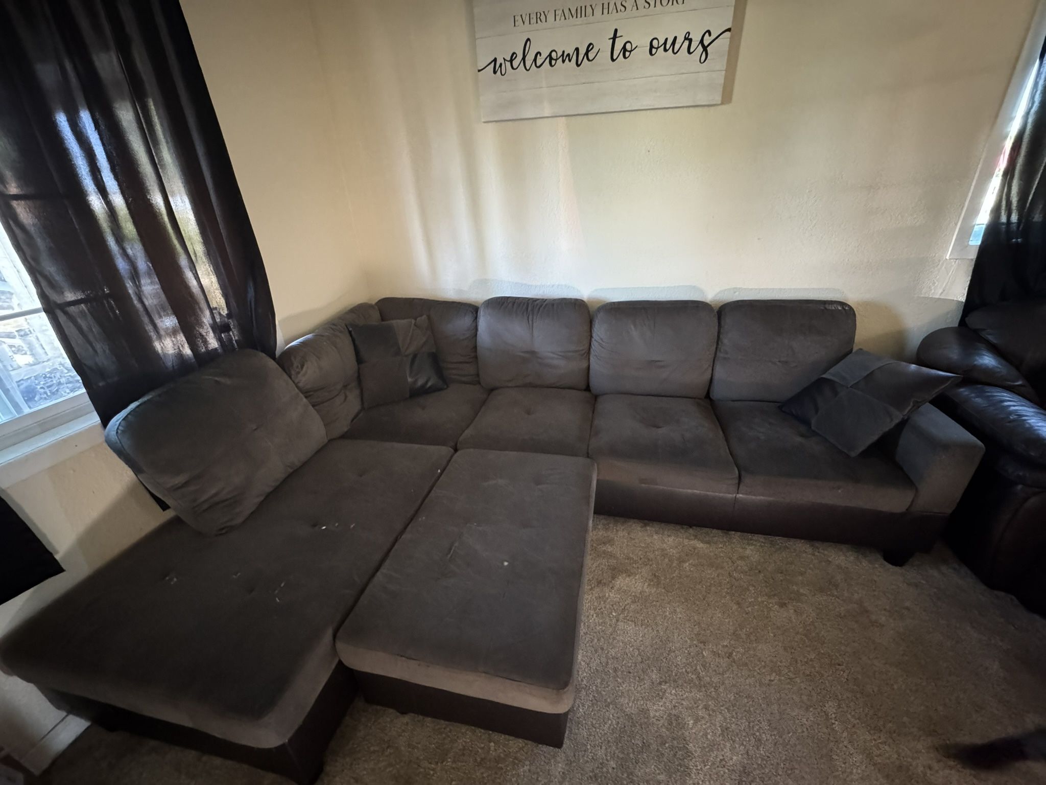 2 Piece L Shaped Sectional With Ottoman