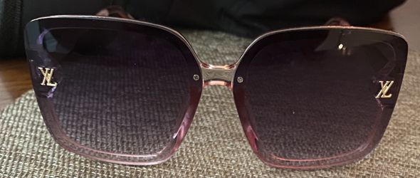 Woman Sunglasses LV