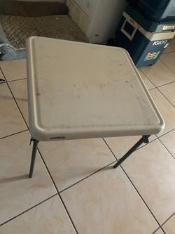 Kids table