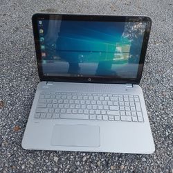 SMART ONE TOUCH  SCREEN  HP LABTOP COMPUTER WINDOWS 10 WINDOWS  WITH  CAMERA BLUETOOTH AND GOOD BATTERY  BOSE  SPEAKER 