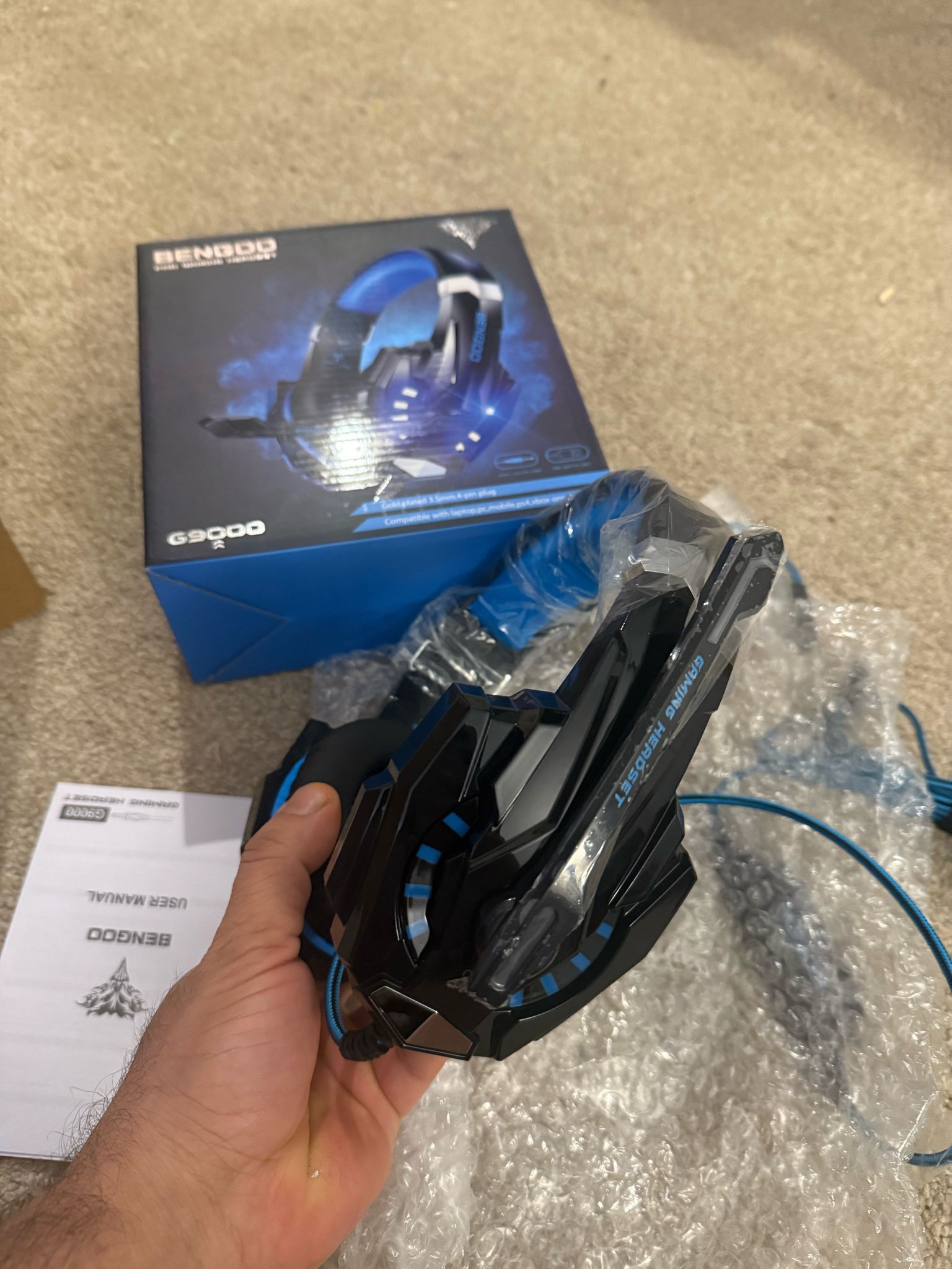 G9000 Stereo Gaming Headset for PS4 PC Xbox One PS5 Controller, Noise Cancelling Over Ear Headphones with Mic, LED Light, Bass Surround, Soft Memory E