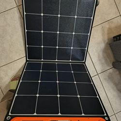 Jackery SolarSaga 100 - Pickup Only