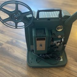 Vintage Keystone 8 mm projector