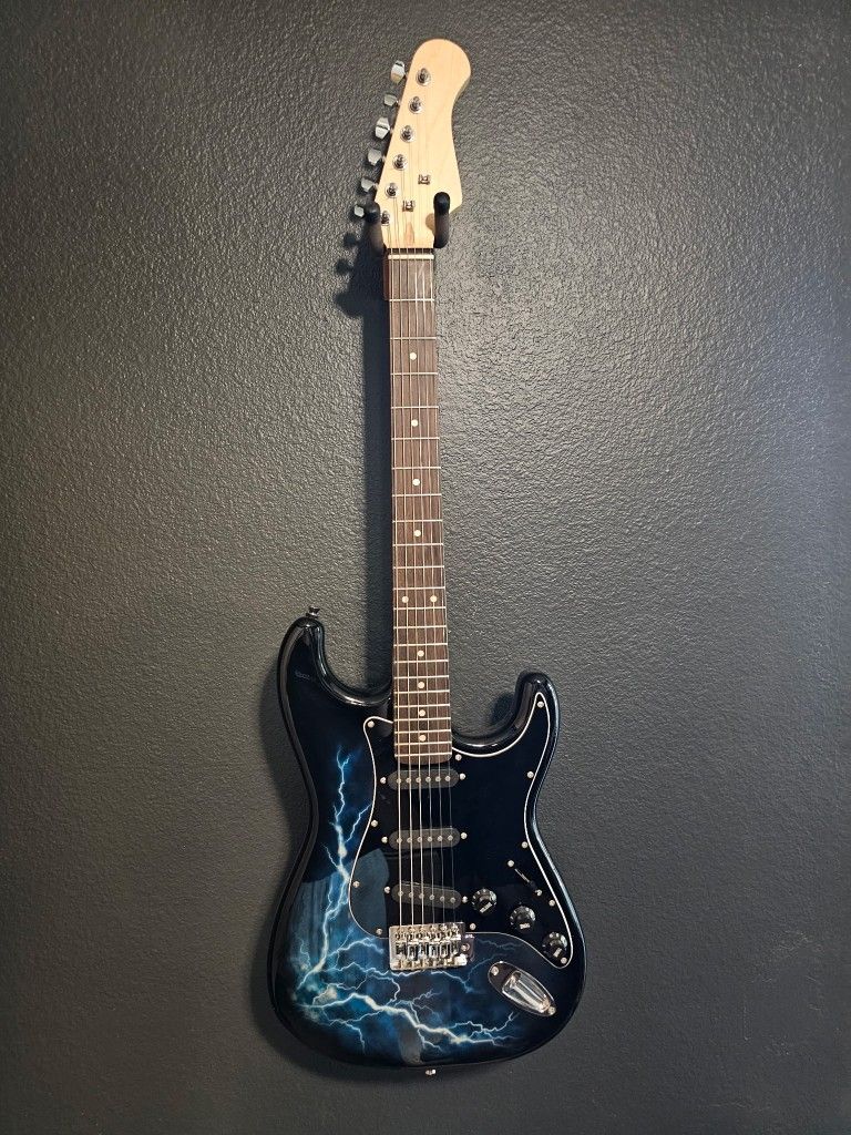 Rosewood Fingerboard Electric Guitar