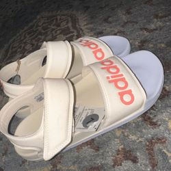 Brand new ADIDAS Sz 7