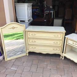 Dresser Night stand And Mirror 