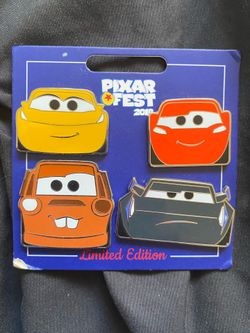 Disney pins