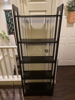 Black 5-Tier Ladder Bookshelf